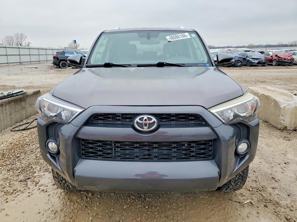 Photo 5 from auction – 2014 TOYOTA 4RUNNER with VIN JTEBU5JR6E5157481