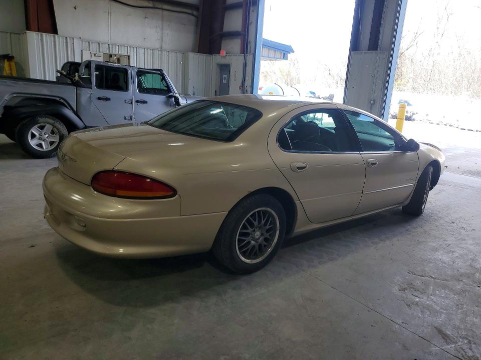 Photo 3 from auction – 2000 CHRYSLER 200 with VIN 2C3HC56G0YH211044