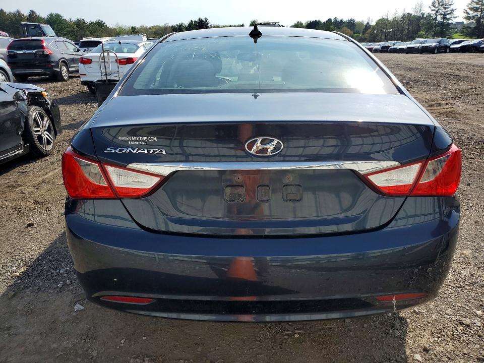 Photo 6 from auction – 2012 HYUNDAI SONATA with VIN 5NPEB4AC9CH373481