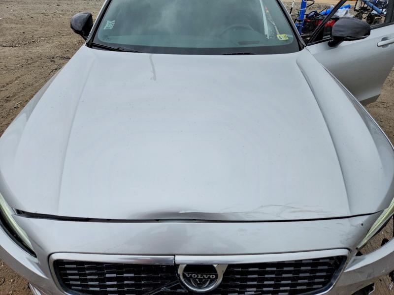 Photo 11 from auction – 2020 VOLVO S90 with VIN LVYA22MT4LP150793