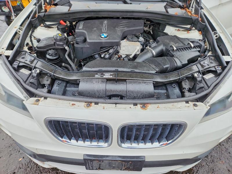 Photo 11 from auction – 2015 BMW X1 with VIN WBAVL1C59FVY36800