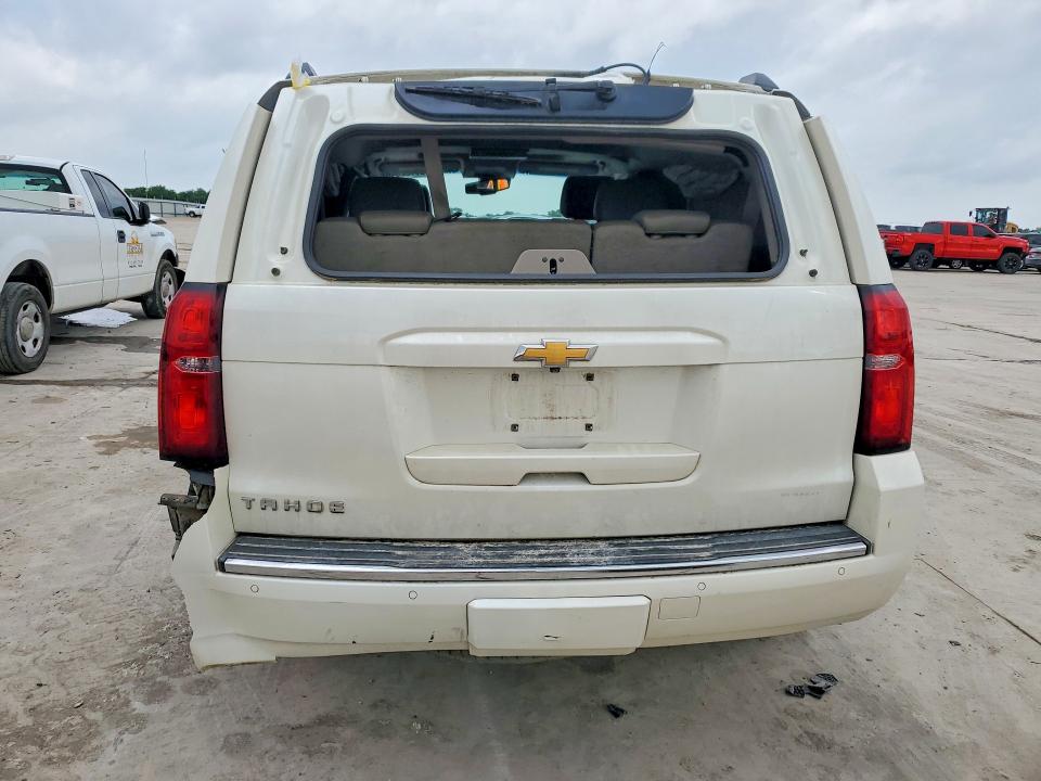 Photo 6 from auction – 2015 CHEVROLET TAHOE with VIN 1GNSCCKC0FR299865