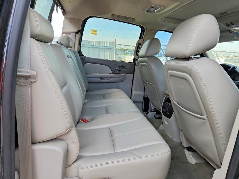 Снимка 10 от търг – 2011 GMC SIERRA с VIN 1GT121C87BF265424