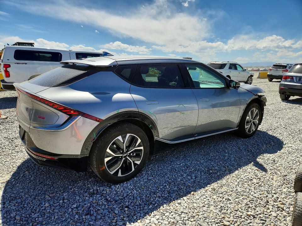 Photo 3 from auction – 2024 KIA EV6 with VIN KNDC3DLCXR5215516
