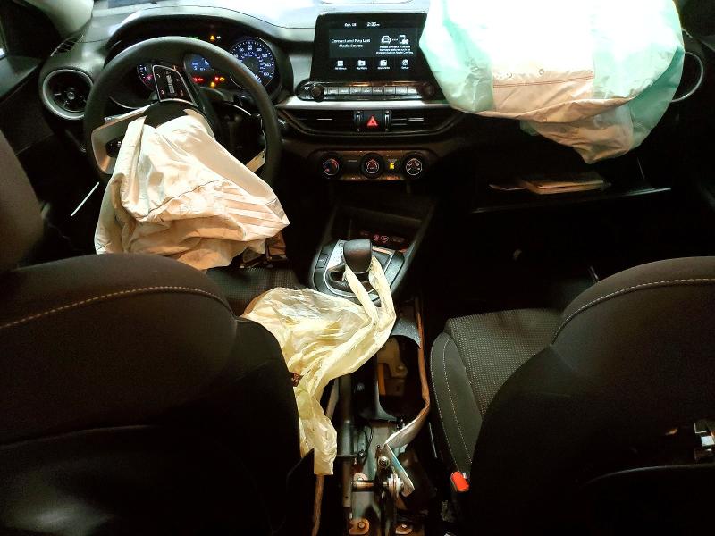Photo 8 from auction – 2021 KIA FORTE with VIN 3KPF24AD3ME268826