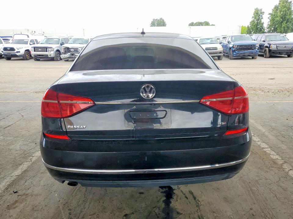 Photo 6 from auction – 2016 VOLKSWAGEN PASSAT with VIN 1VWAT7A36GC055510