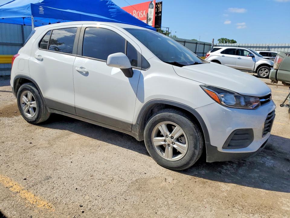 Photo 4 from auction – 2020 CHEVROLET TRAX with VIN KL7CJKSB6LB023177