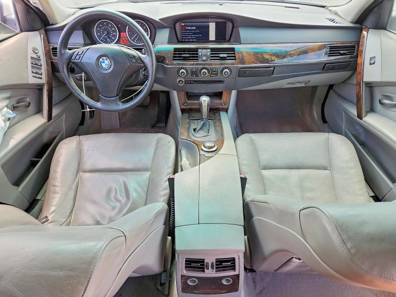 Photo 8 from auction – 2005 BMW 530 with VIN WBANA73575CR57425