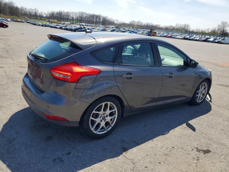Photo 3 from auction – 2015 FORD FOCUS with VIN 1FADP3K25FL273686