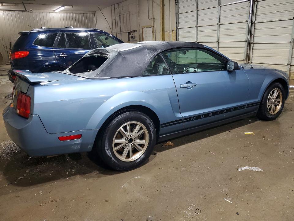 Photo 3 from auction – 2005 FORD MUSTANG with VIN 1ZVFT84N755258545