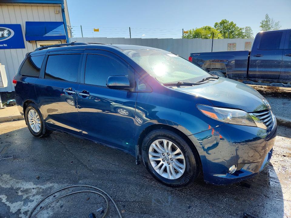 Photo 4 from auction – 2012 TOYOTA SIENNA with VIN 5TDYK3DC8CS177464