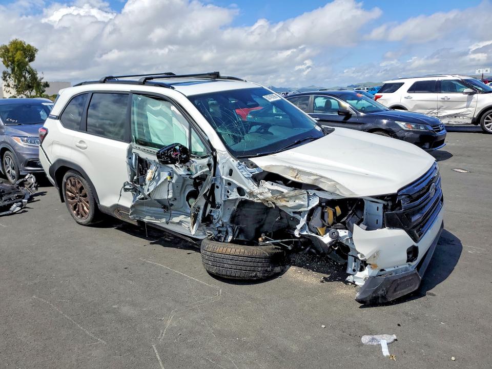 Photo 4 from auction – 2026 SUBARU FORESTER with VIN 4S4SLDH67T3009406