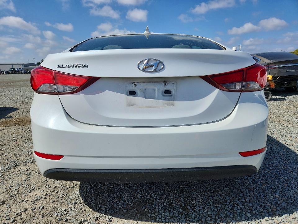 Photo 6 from auction – 2015 HYUNDAI ELANTRA with VIN 5NPDH4AE5FH573404
