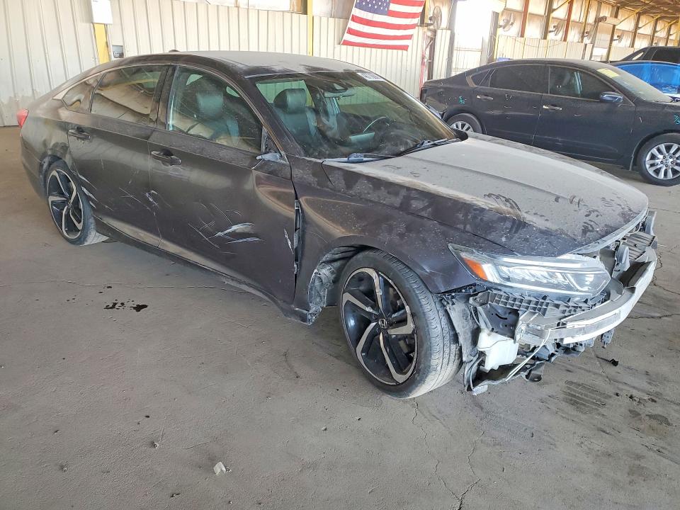 Photo 4 from auction – 2018 HONDA ACCORD with VIN 1HGCV1F35JA061394