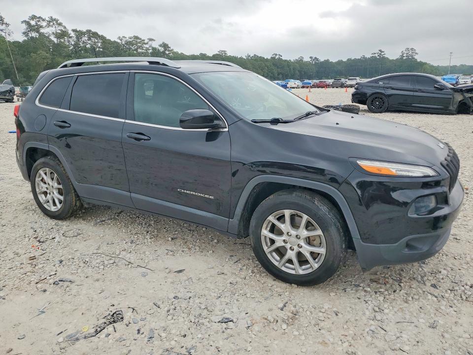 Photo 4 from auction – 2018 JEEP CHEROKEE with VIN 1C4PJLLX9JD580719