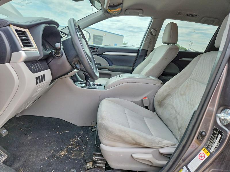 Photo 7 from auction – 2018 TOYOTA HIGHLANDER with VIN 5TDZARFH3JS034471