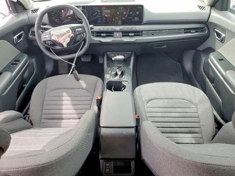 Photo 8 from auction – 2025 KIA K4 with VIN 3KPFU4DE5SE180730