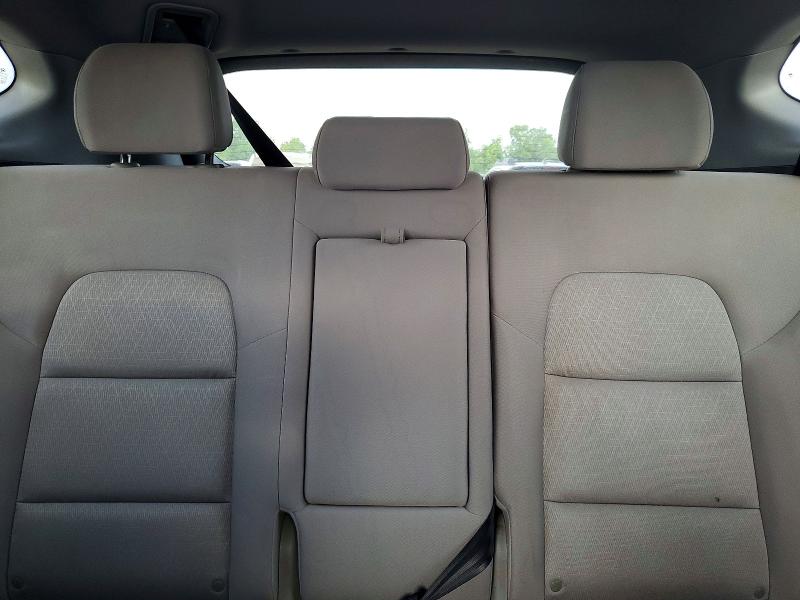 Photo 10 from auction – 2016 HYUNDAI TUCSON with VIN KM8J23A49GU110979