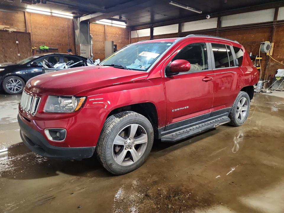 JEEP COMPASS 2017 with VIN 1C4NJDEB0HD139389 - Photo from auction