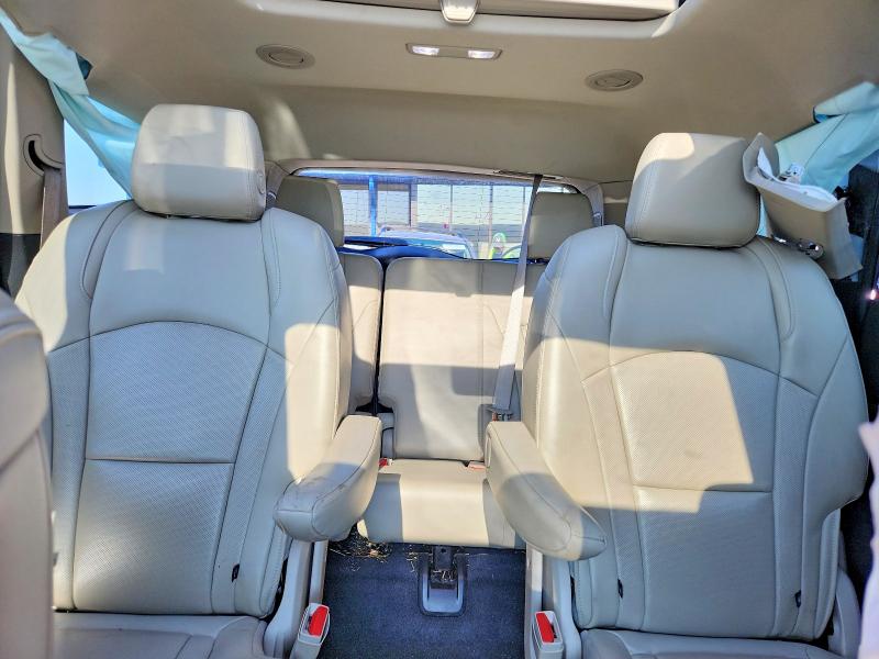 Photo 10 from auction – 2018 BUICK ENCLAVE with VIN 5GAERCKW4JJ133551