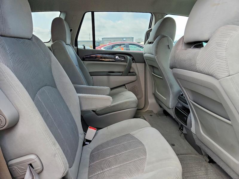 Снимка 11 от търг – 2017 BUICK ENCLAVE с VIN 5GAKRAKD4HJ271770