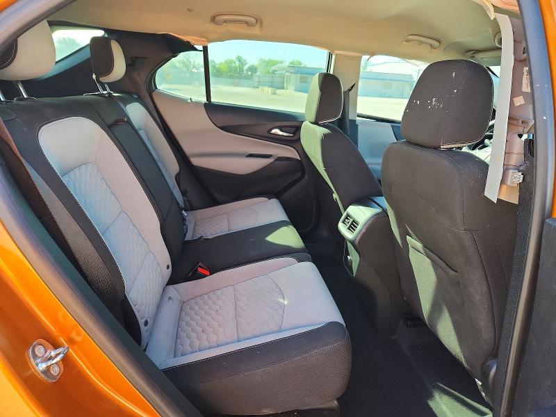 Photo 11 from auction – 2018 CHEVROLET EQUINOX with VIN 2GNAXHEV0J6131979