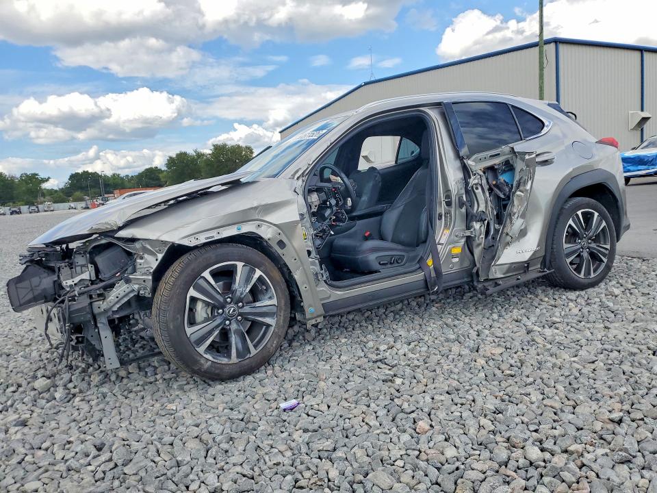 LEXUS UX 2019 with VIN JTHU9JBH8K2002083 - Photo from auction