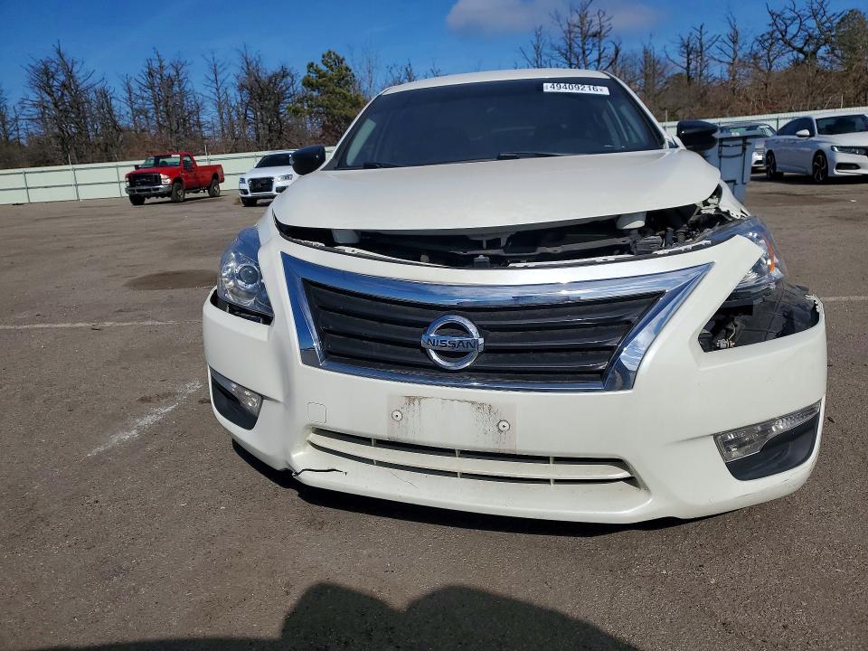 Photo 5 from auction – 2014 NISSAN ALTIMA with VIN 1N4AL3AP3EC184824