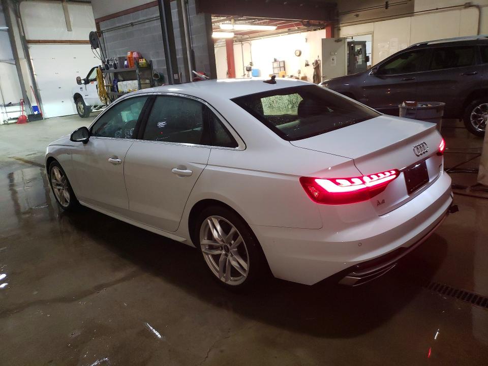 Снимка 2 от търг – 2022 AUDI A4 с VIN WAUEAAF48NN012309