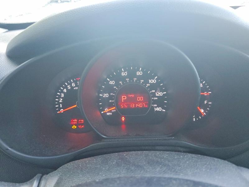 Photo 9 from auction – 2015 KIA SOUL with VIN KNDJP3A57F7115691