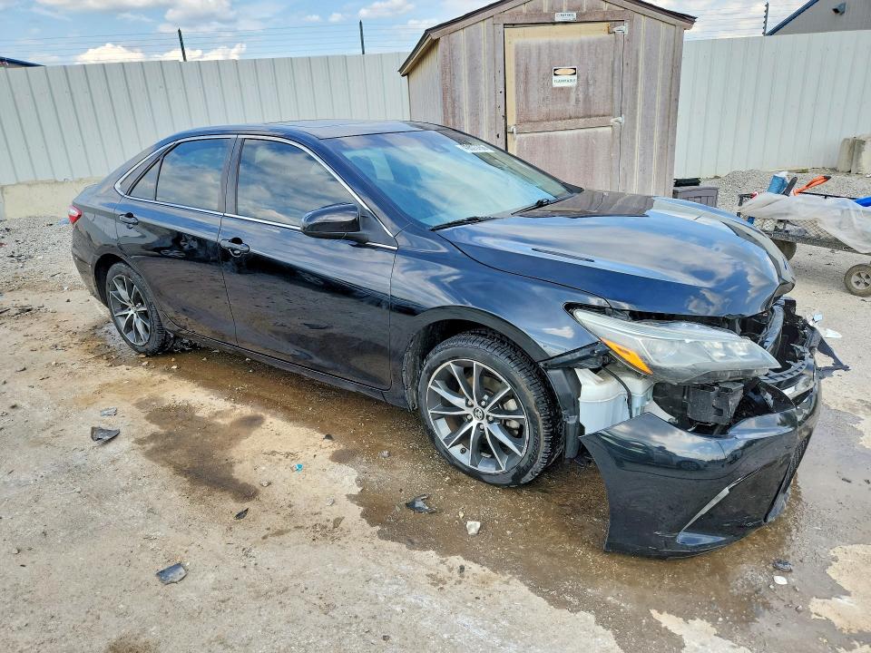 Снимка 4 от търг – 2015 TOYOTA CAMRY с VIN 4T1BK1FK4FU568153
