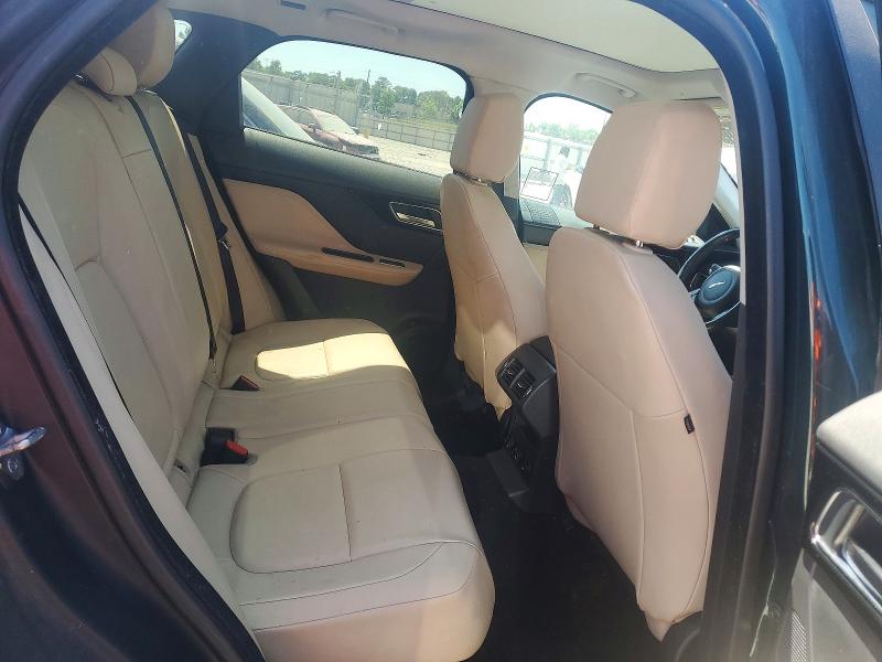 Photo 11 from auction – 2017 JAGUAR F-PACE PRE with VIN SADCJ2BN7HA090868