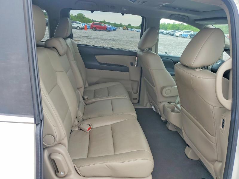 Photo 10 from auction – 2016 HONDA ODYSSEY with VIN 5FNRL5H66GB143261