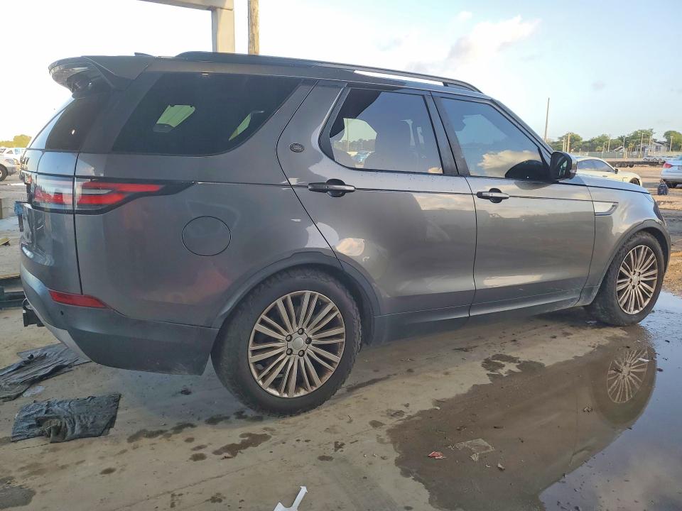 Photo 3 from auction – 2017 LAND ROVER DISCOVERY with VIN SALRRBBK7HA013463