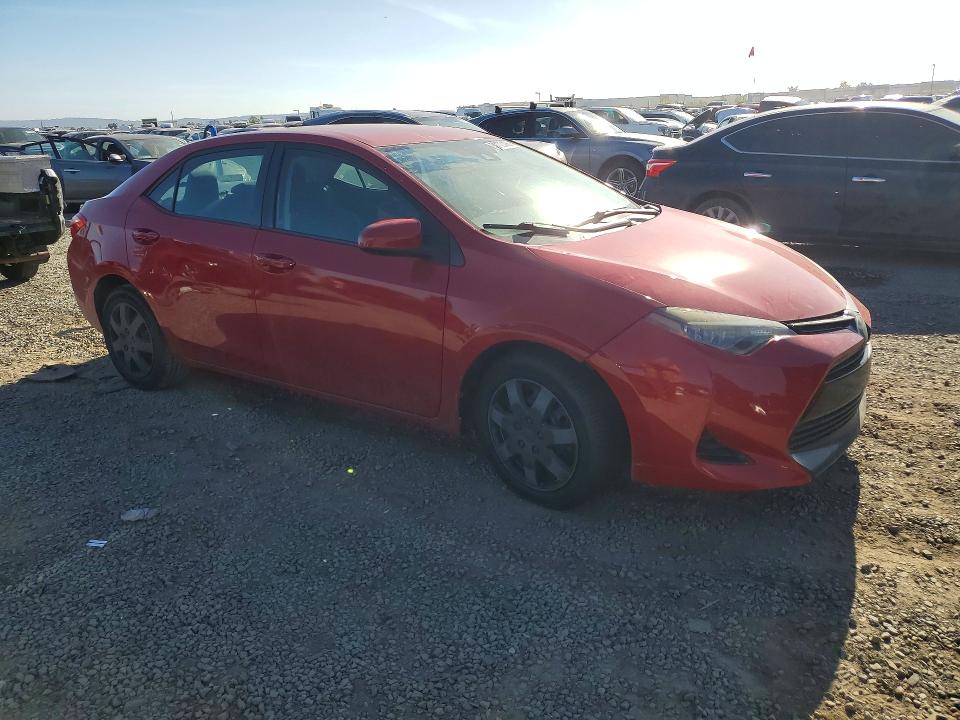 Photo 4 from auction – 2018 TOYOTA COROLLA with VIN 2T1BURHE3JC983992