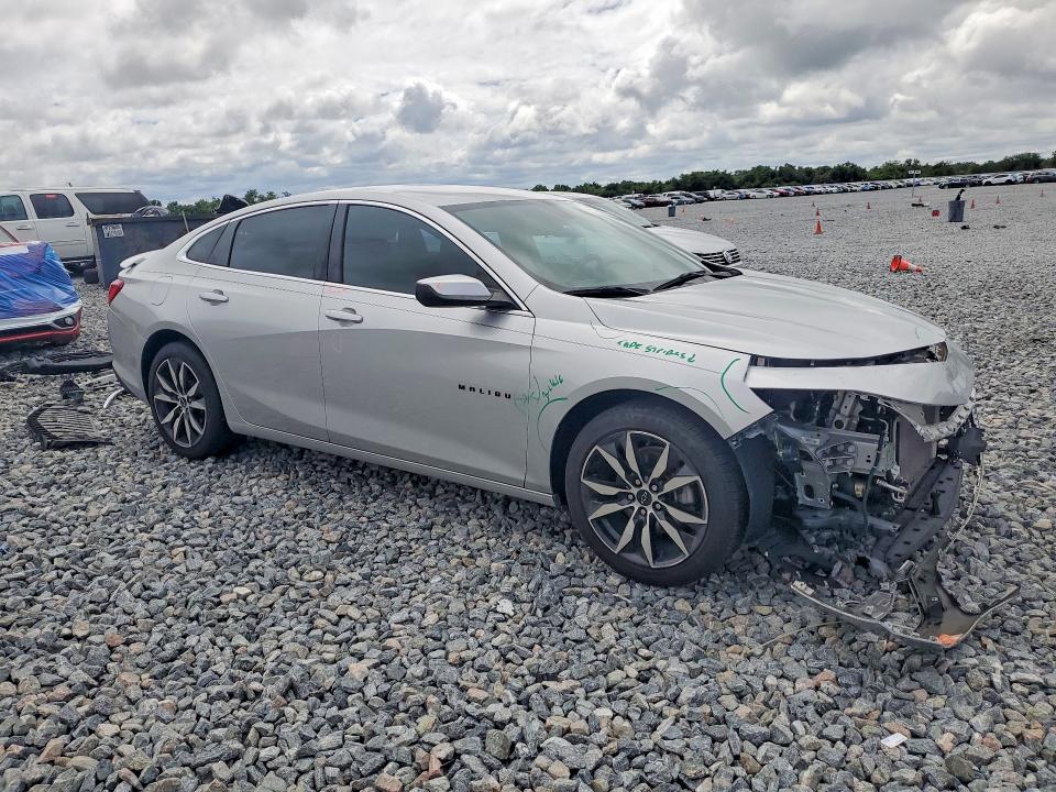 Photo 4 from auction – 2020 CHEVROLET MALIBU with VIN 1G1ZG5ST2LF138575