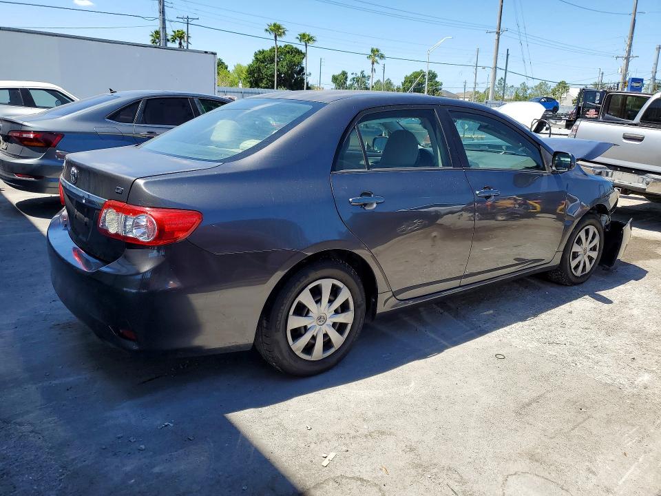 Photo 3 from auction – 2011 TOYOTA COROLLA with VIN JTDBU4EE5B9149950