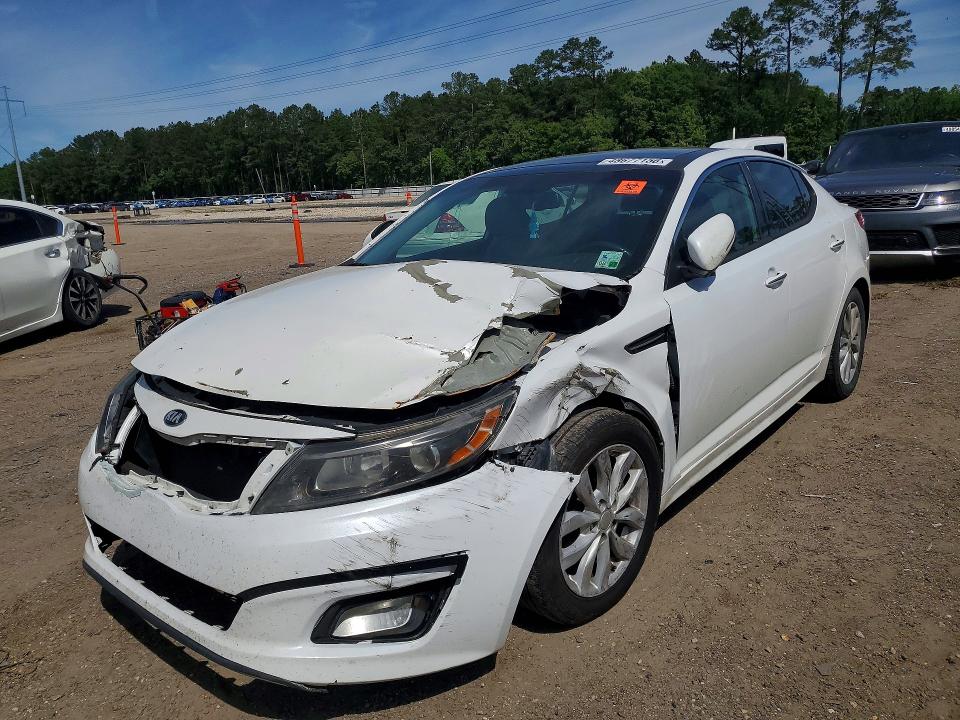 KIA OPTIMA 2015 with VIN 5XXGN4A70FG496492 - Photo from auction