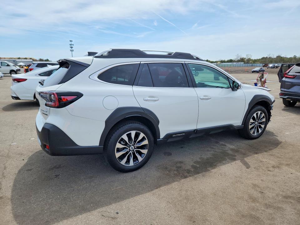 Photo 3 from auction – 2025 SUBARU OUTBACK with VIN 4S4BTGPD7S3136737
