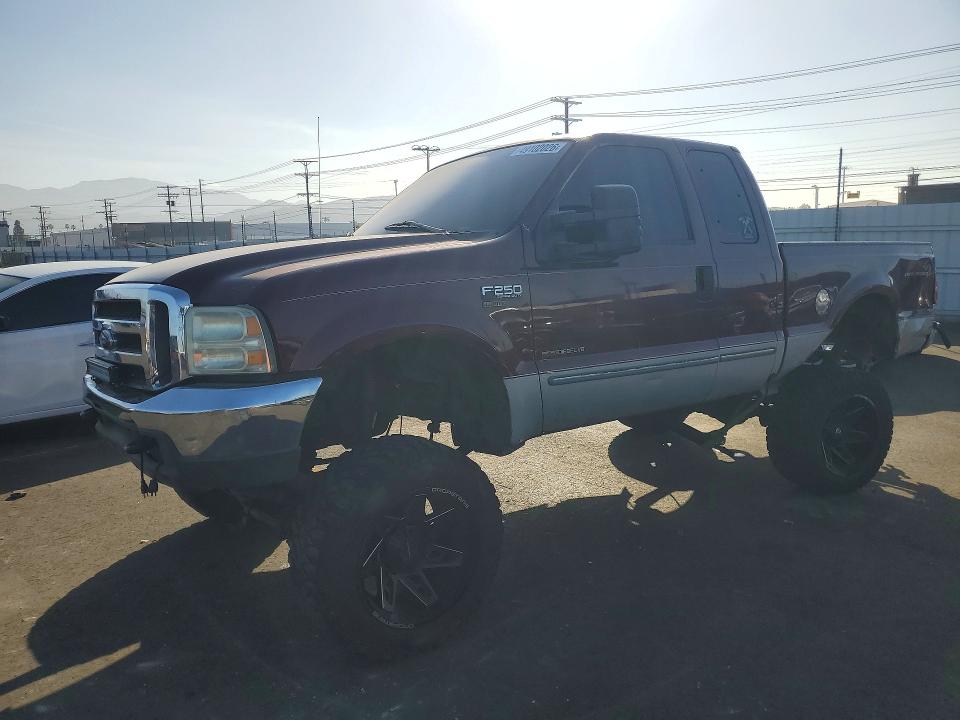 FORD F250 2000 with VIN 1FTNX21F6YEB17757 - Photo from auction