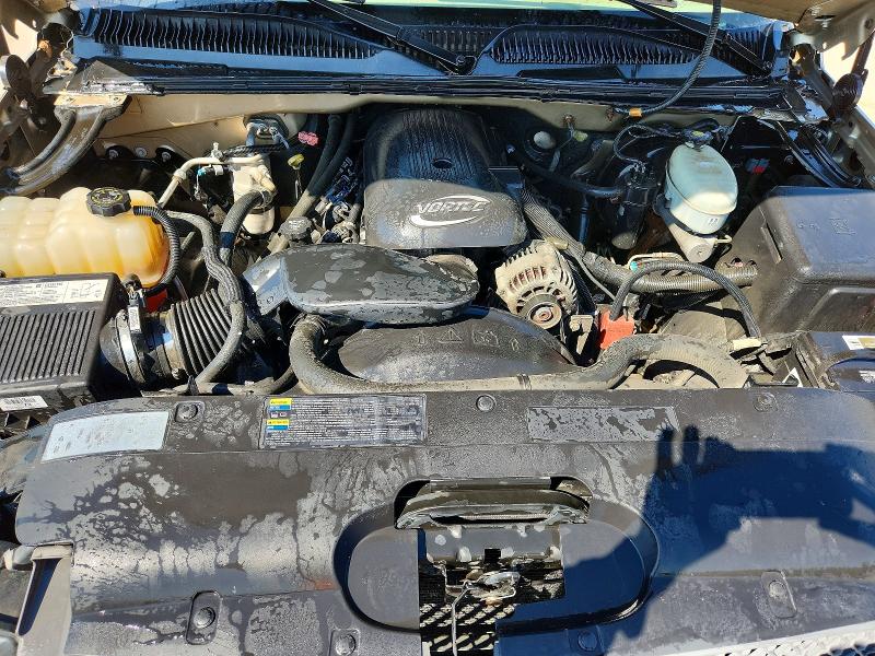 Photo 11 from auction – 2004 CHEVROLET SILVERADO with VIN 1GCEC14V54Z294361
