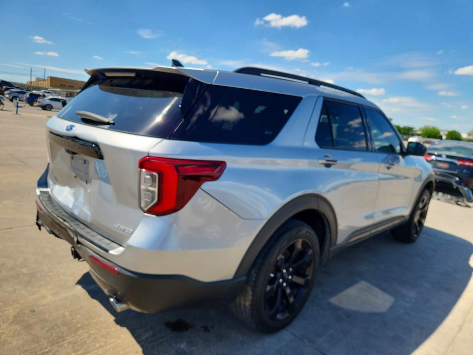 Photo 3 from auction – 2023 FORD EXPLORER with VIN 1FMSK8KH1PGB03526