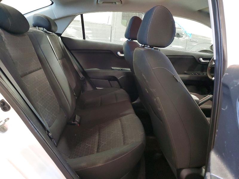 Photo 10 from auction – 2019 KIA RIO with VIN 3KPA24AB0KE178555