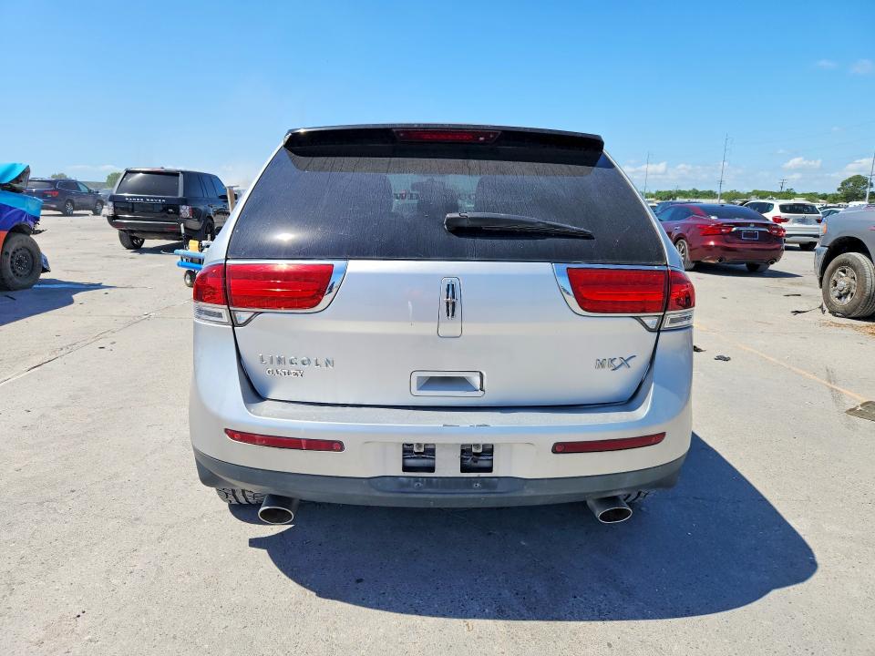 Photo 6 from auction – 2011 LINCOLN MKX with VIN 2LMDJ6JK3BBJ03559