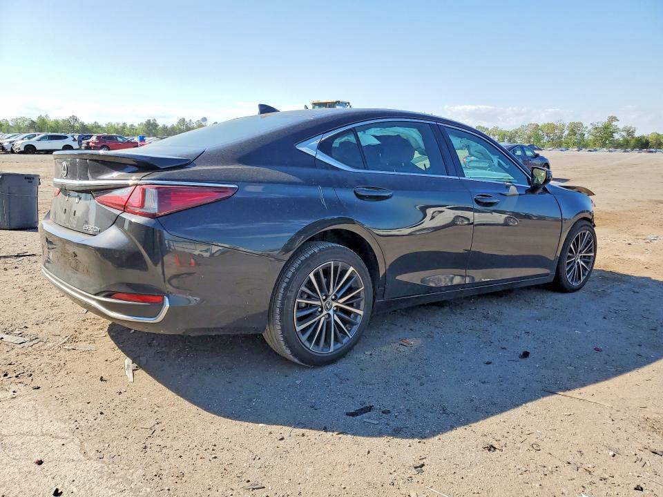 Photo 3 from auction – 2025 LEXUS ES 300H with VIN 58ADA1C18SU063954
