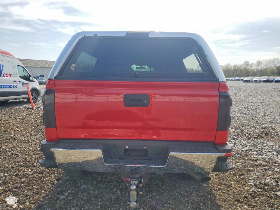 Photo 6 from auction – 2016 GMC SIERRA with VIN 1GT12REG5GF227846