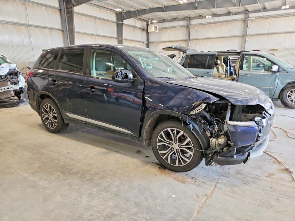 Photo 4 from auction – 2017 MITSUBISHI OUTLANDER with VIN JA4AZ2A39HZ008467