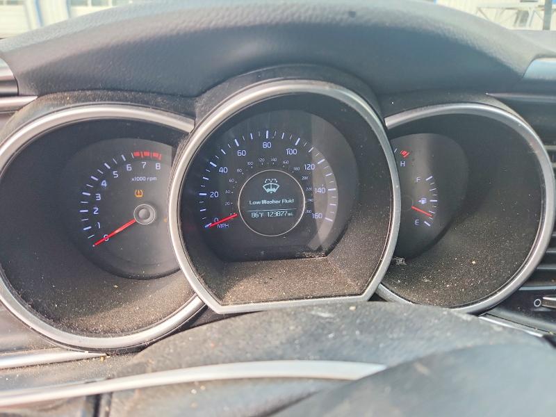 Photo 9 from auction – 2015 KIA OPTIMA with VIN 5XXGM4A75FG459800
