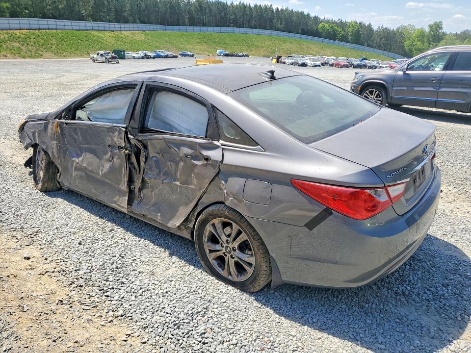 Photo 2 from auction – 2012 HYUNDAI SONATA with VIN 5NPEC4AC2CH422310