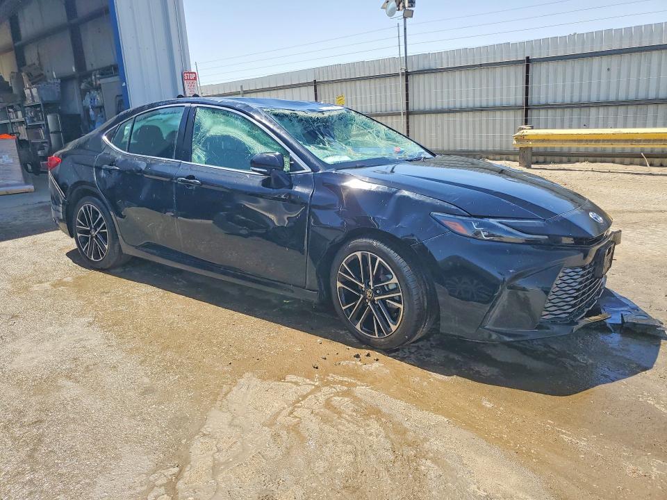 Photo 4 from auction – 2025 TOYOTA CAMRY with VIN 4T1DAACK0SU194604